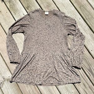 Good Hart brand Animal dot peplum top